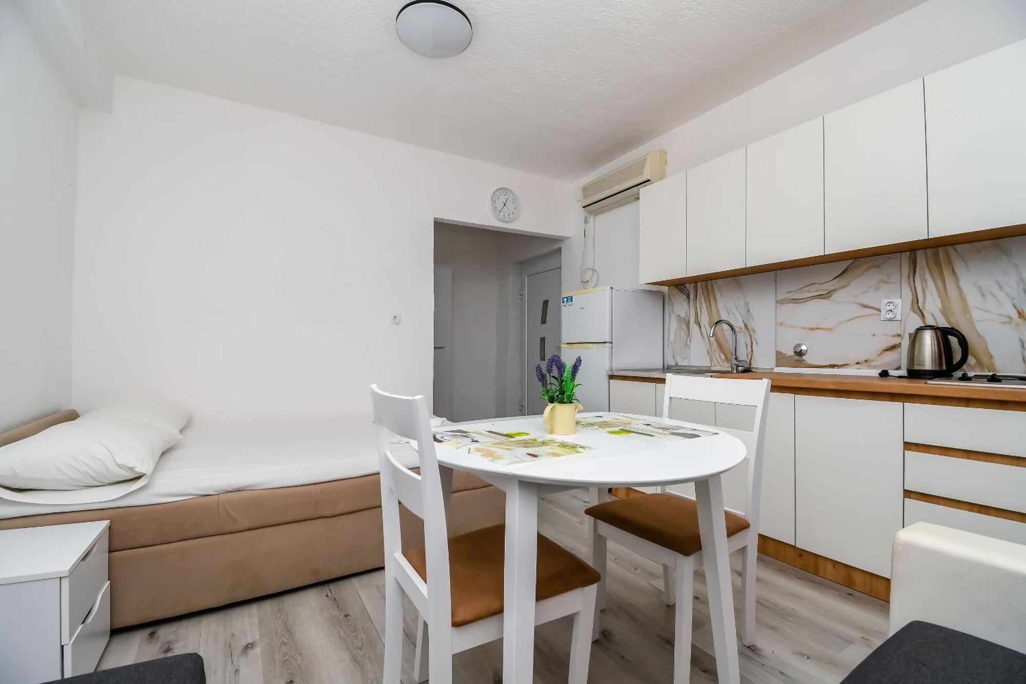 Apartments Martina Marina Eksteriør billede